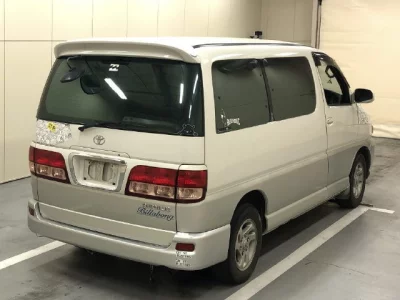Toyota HIACE REGIUS