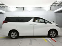 Toyota ALPHARD лот № 30550 оценка 4  с аукциона в Японии 2