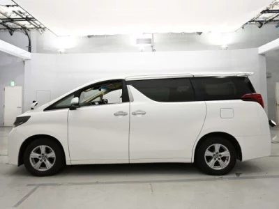 Toyota ALPHARD  с аукциона в Японии