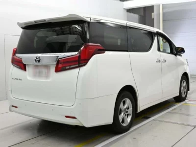 Toyota ALPHARD  с аукциона в Японии
