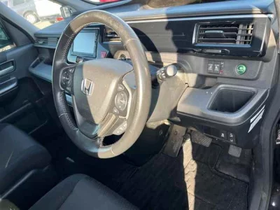 Honda STEP WAGON  с аукциона в Японии