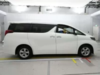 Toyota ALPHARD лот № 30562 оценка 4  с аукциона в Японии 2
