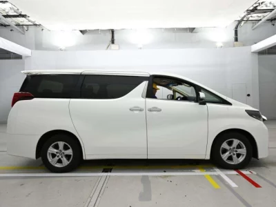 Toyota ALPHARD  с аукциона в Японии