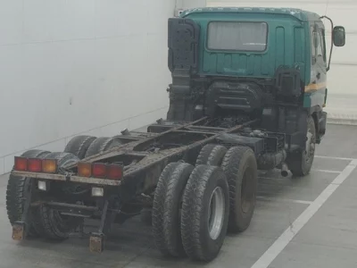 Isuzu TRUCK