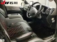 Toyota HIACE VAN лот № 115 оценка R  с аукциона в Японии 2