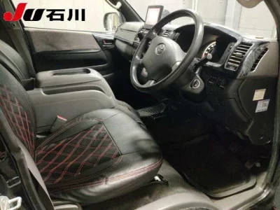 Toyota HIACE VAN  с аукциона в Японии