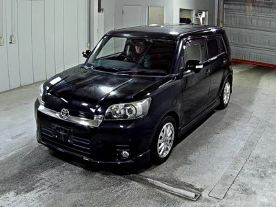 Toyota COROLLA RUMION