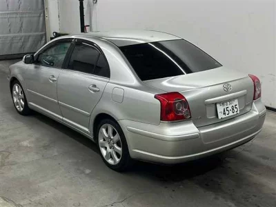 Toyota AVENSIS SEDAN