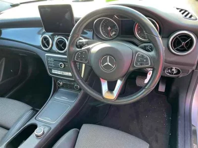 Mercedes-Benz CLA CLASS
