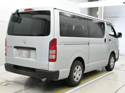 Toyota REGIUS ACE VAN