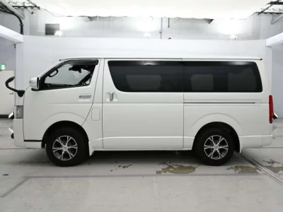 Toyota REGIUS ACE VAN