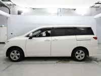 Nissan ELGRAND лот № 30661 оценка 4  с аукциона в Японии 3