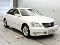Toyota CROWN лот № 30666 оценка 4  с аукциона в Японии 4