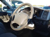 Toyota REGIUS ACE VAN лот № 40042 оценка 3  с аукциона в Японии 8