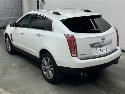 GM CADILLAC SRX  с аукциона в Японии