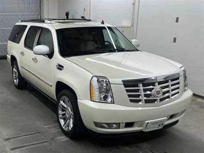 GM CADILLAC ESCALADE  с аукциона в Японии