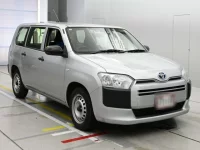 Toyota PROBOX лот № 40065 оценка 3  с аукциона в Японии 4