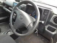 Toyota PROBOX лот № 40065 оценка 3  с аукциона в Японии 8