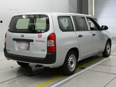 Toyota PROBOX  с аукциона в Японии