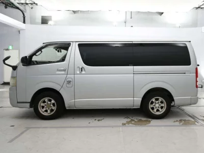 Toyota REGIUS ACE VAN