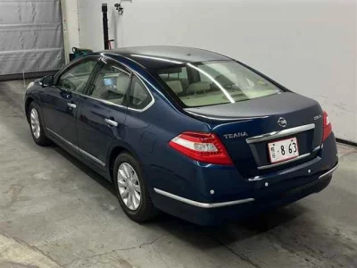 Nissan TEANA