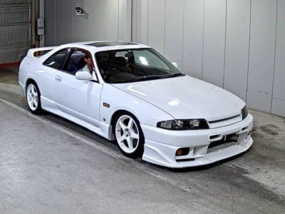 Nissan SKYLINE