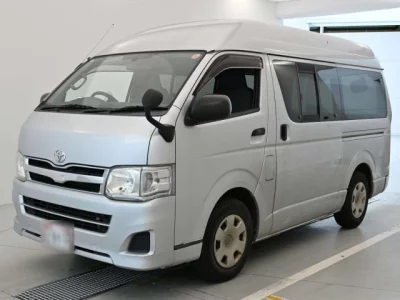 Toyota HIACE VAN  с аукциона в Японии