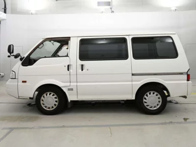 Mazda BONGO VAN