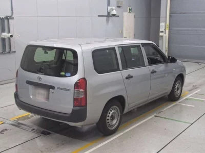 Toyota PROBOX  с аукциона в Японии