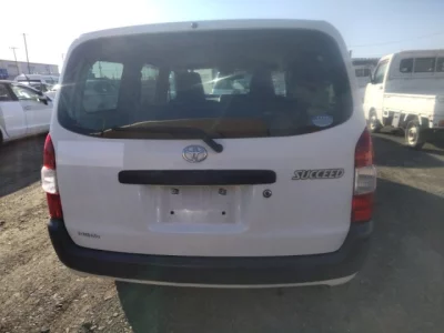 Toyota SUCCEED