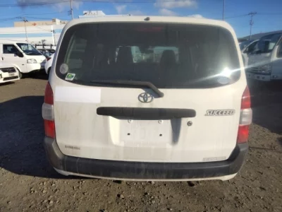 Toyota SUCCEED