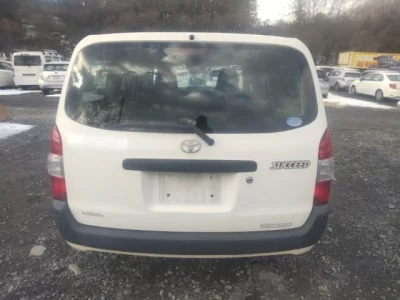 Toyota SUCCEED