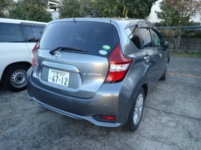 Nissan NOTE  с аукциона в Японии