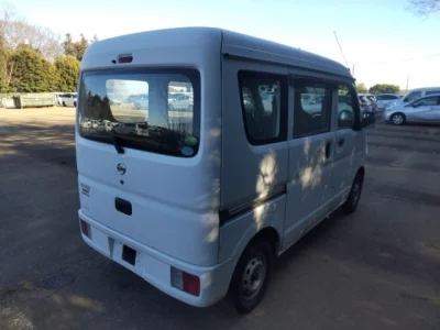 Nissan CLIPPER VAN