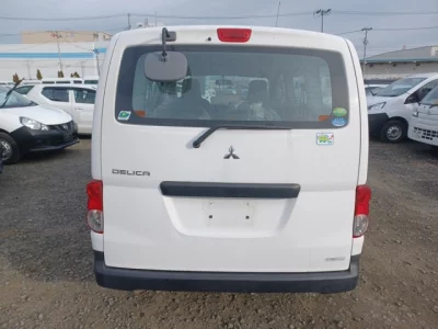 Mitsubishi DELICA