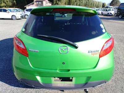 Mazda DEMIO