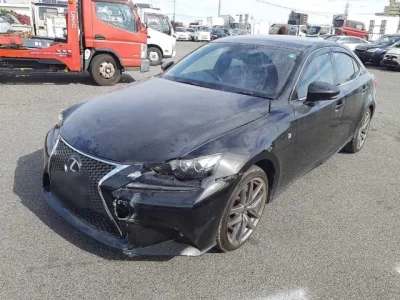 Lexus IS