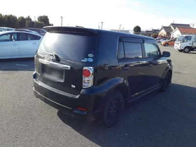 Toyota COROLLA RUMION