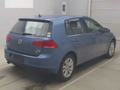 Volkswagen GOLF  с аукциона в Японии