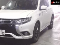 Mitsubishi OUTLANDER PHEV лот № 3002 оценка 3.5  с аукциона в Японии 6