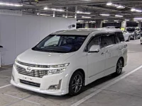 Nissan ELGRAND лот № 802 оценка 4  с аукциона в Японии 3