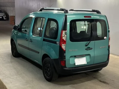 Renault KANGOO  с аукциона в Японии