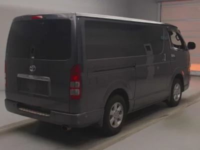 Toyota HIACE VAN  с аукциона в Японии