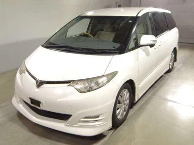 Toyota ESTIMA  с аукциона в Японии
