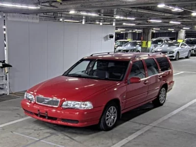 Volvo V70  с аукциона в Японии