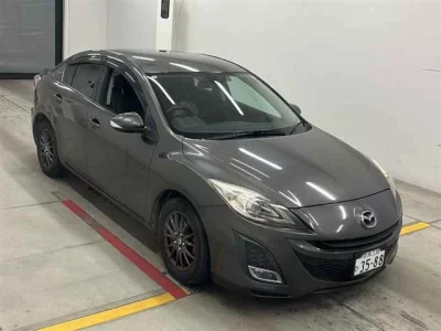 Mazda AXELA  с аукциона в Японии