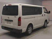 Toyota HIACE VAN лот № 85012 оценка 3.5  с аукциона в Японии 1