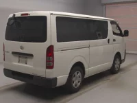 Toyota HIACE VAN лот № 85013 оценка 4  с аукциона в Японии 1