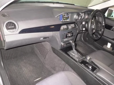 Mercedes-Benz C CLASS  с аукциона в Японии