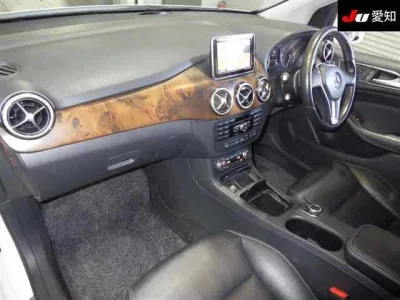 Mercedes-Benz B CLASS